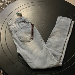 Crest Women's Light Blue Skinny Jeans